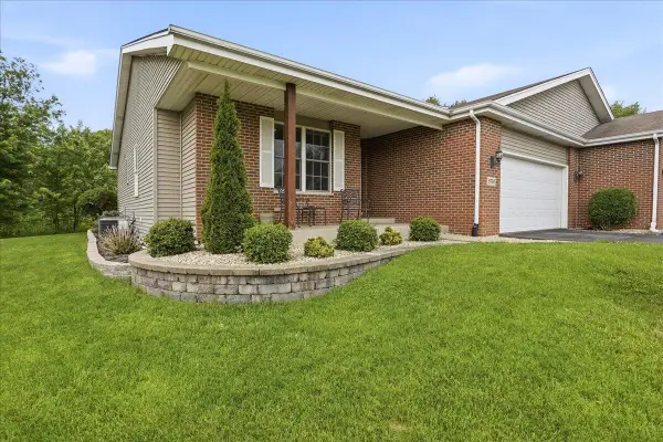 6760 Coffman Drive, Schererville, IN 46375