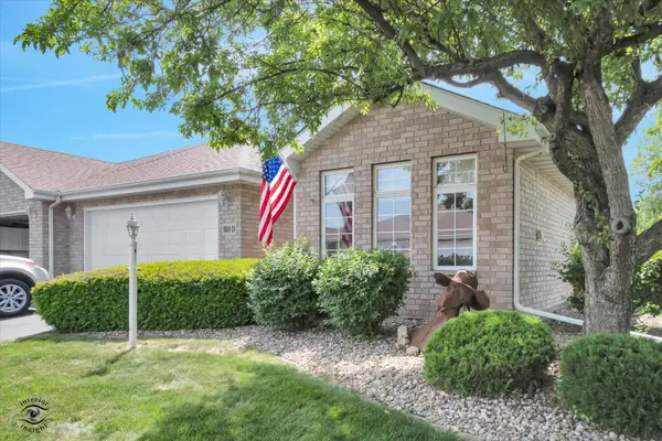 950 Easy Street #D, Crown Point, IN 46307