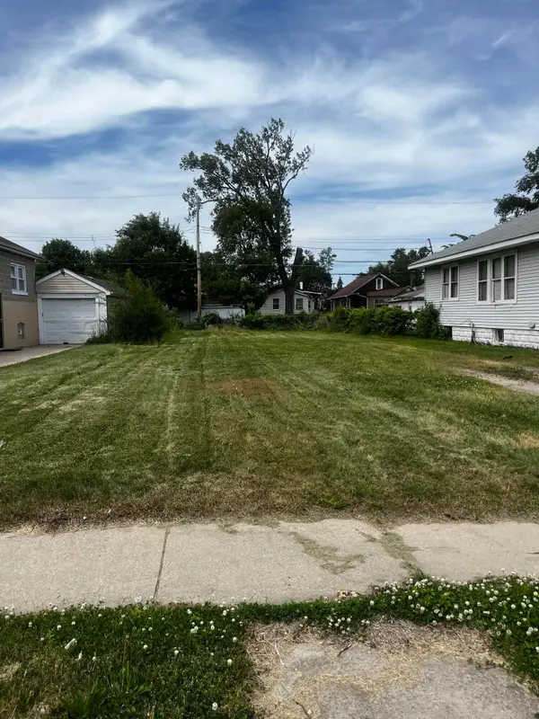 927 Eaton Street, Hammond, IN 46320