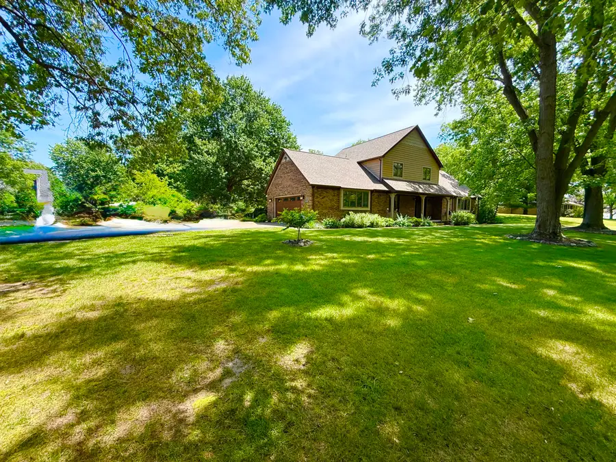 6834 Mercedes Lane, Demotte, IN 46310 - #3