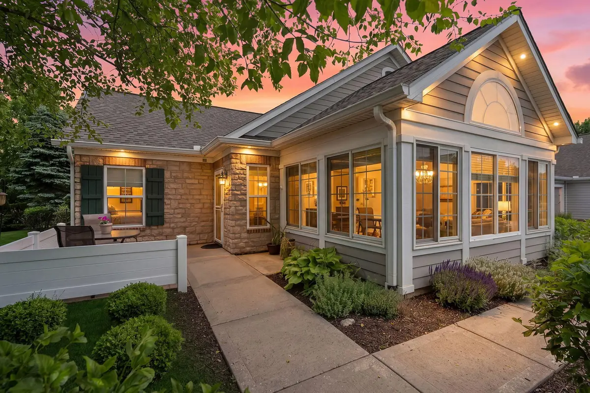 2322 Allison Circle, Valparaiso, IN 46383 - #1