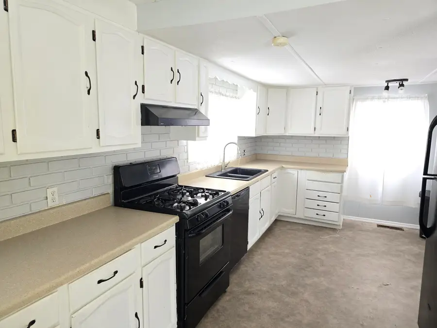 6862 NE Suburban Drive, Michigan City, IN 46360 - #2
