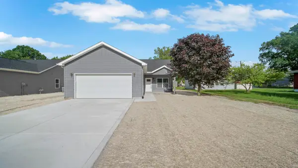 2865 Benton Street, Lake Station, IN 46405