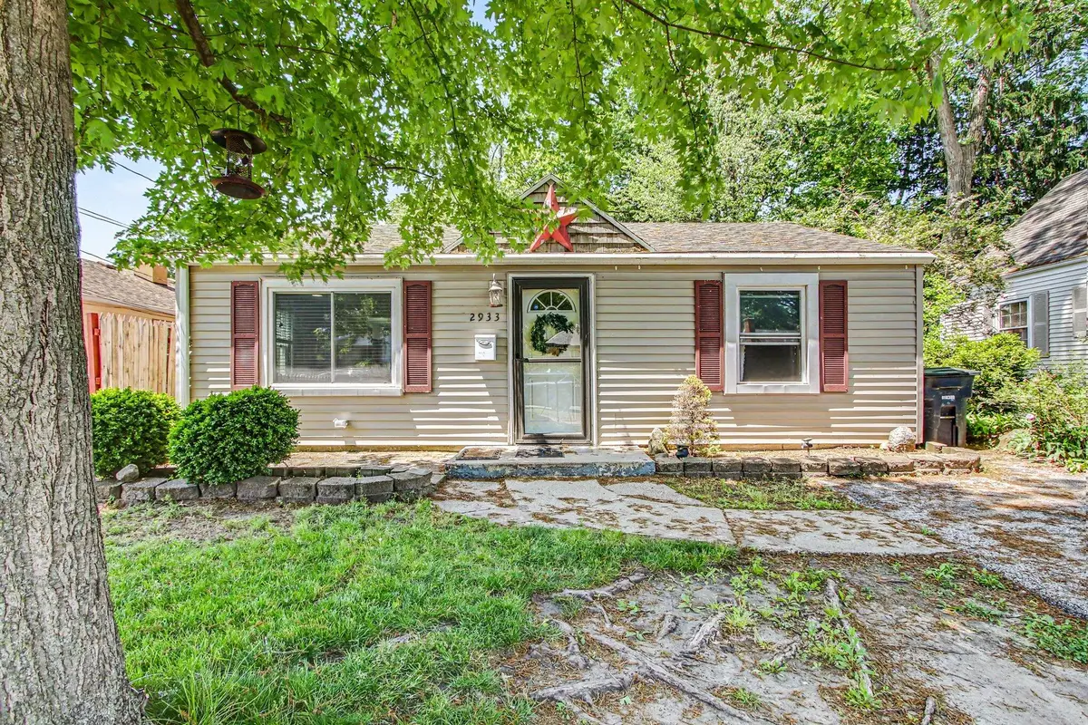 2933 Cleveland Avenue, Michigan City, IN 46360 - #1