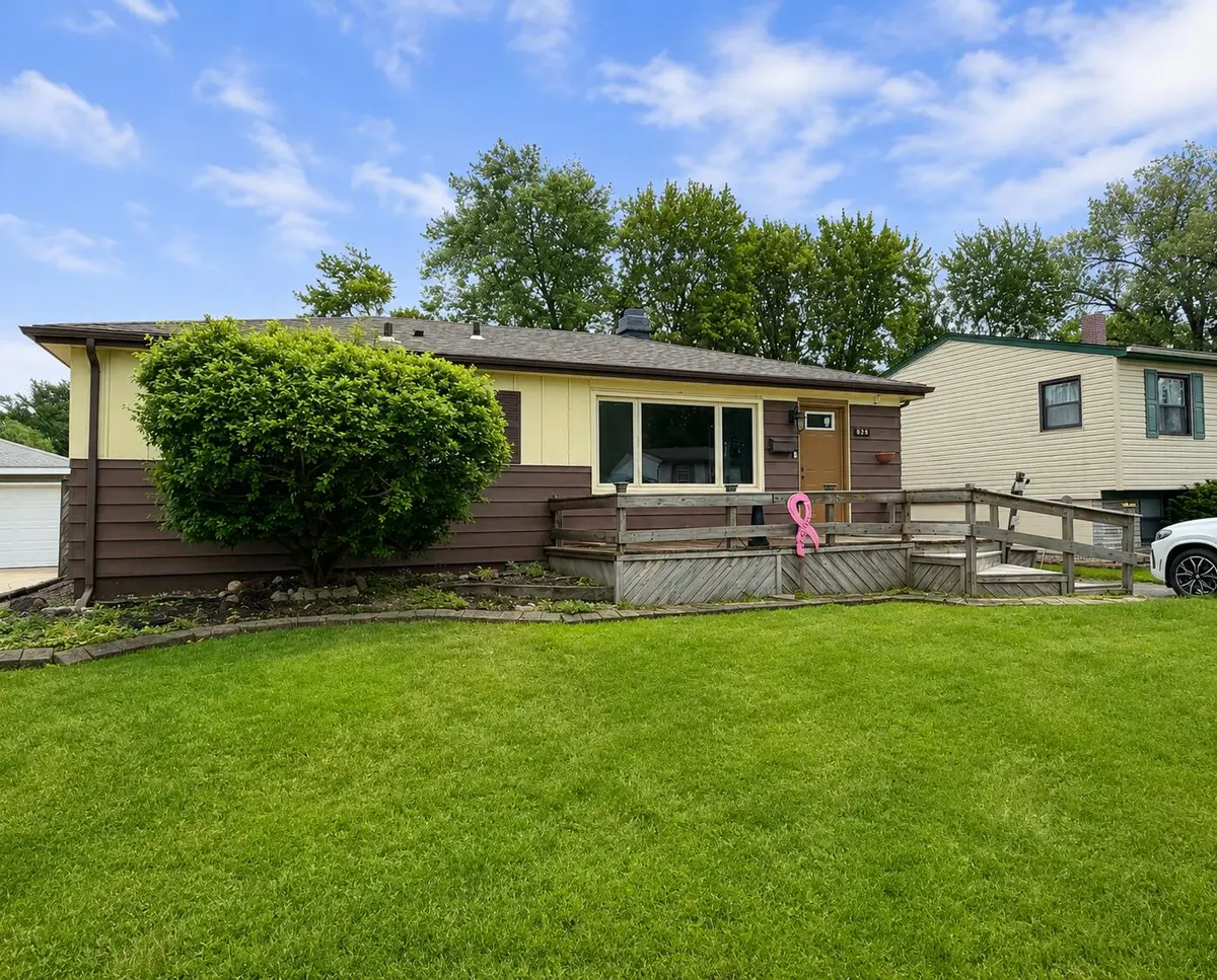 929 N Oakwood Street, Griffith, IN 46319 - #1