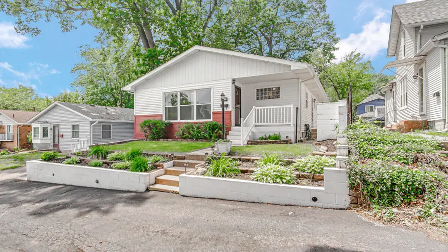 517 Jackson Street, Michigan City, IN 46360 - #2