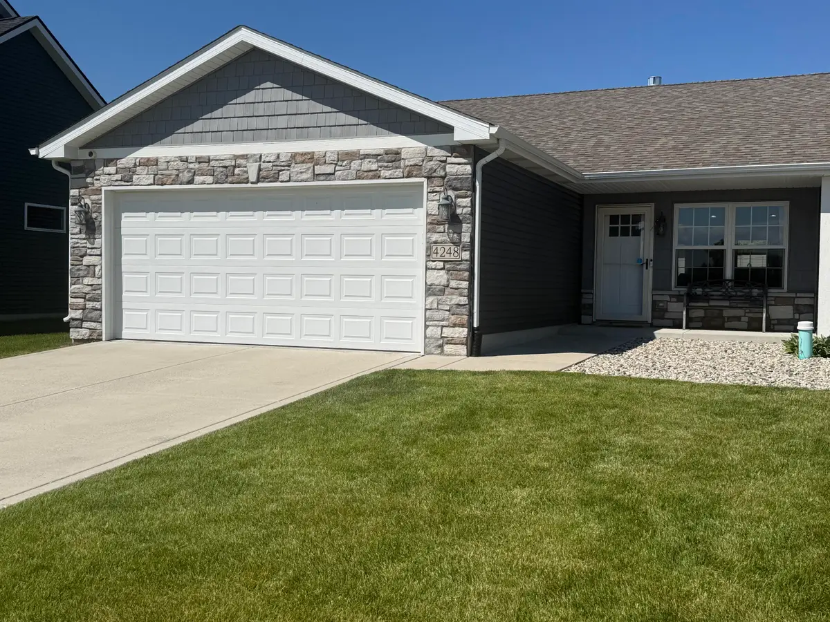 4248 W 77th Avenue, Merrillville, IN 46410 - #1
