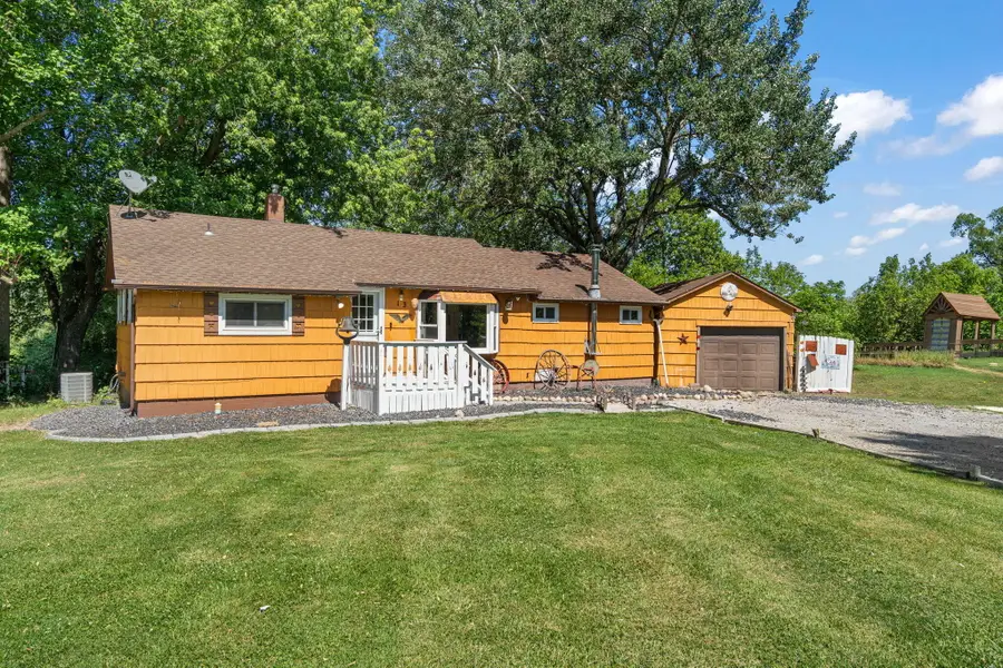 13 S Beulah Vista Drive, Hebron, IN 46341 - #2