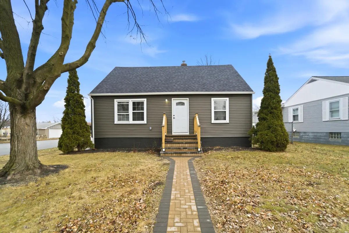 747 N Lafayette Street, Griffith, IN 46319 - #1