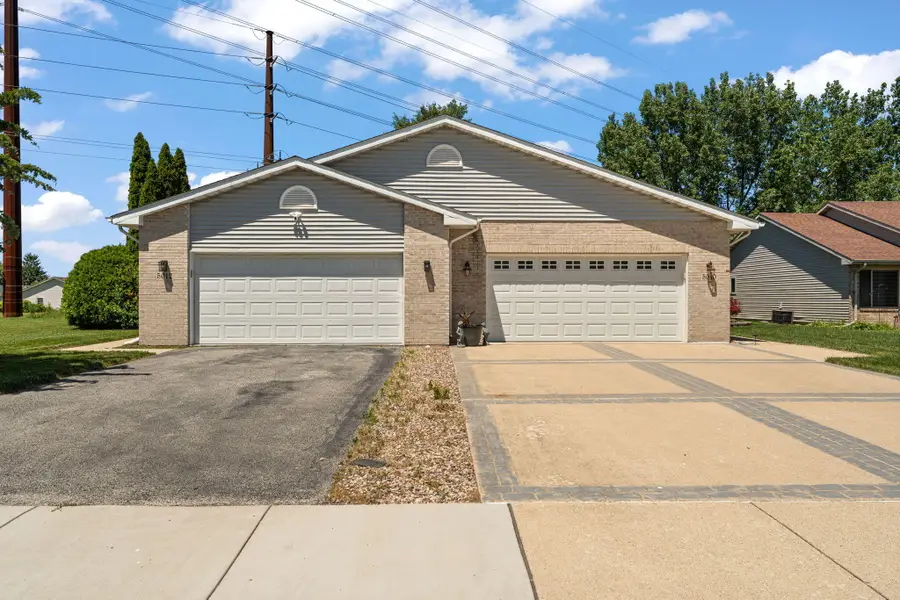 5012 W 92nd Avenue, Crown Point, IN 46307 - #2