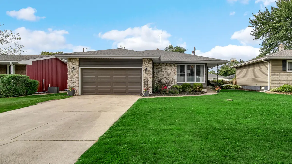 9515 Crestwood Avenue, Munster, IN 46321 - #1