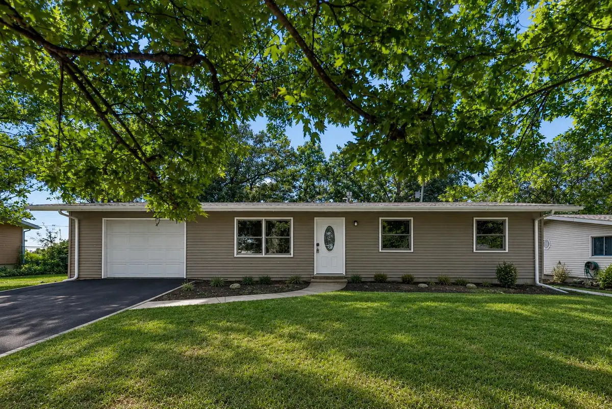 504 Robyn Road, Valparaiso, IN 46385 - #1