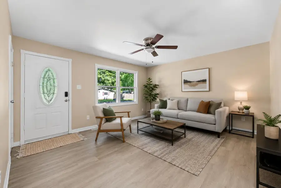 504 Robyn Road, Valparaiso, IN 46385 - #2
