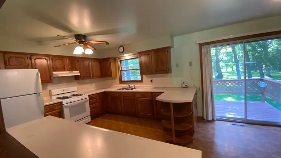 2252 Four Seasons Pkwy, Crown Point, IN 46307 - #3