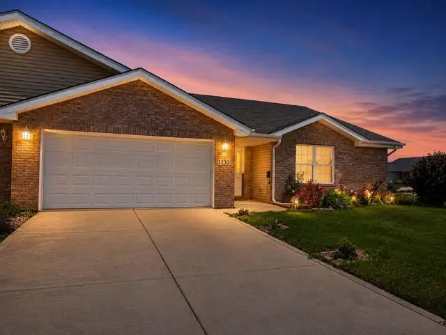 1230 W 82nd Lane, Merrillville, IN 46410 - #1