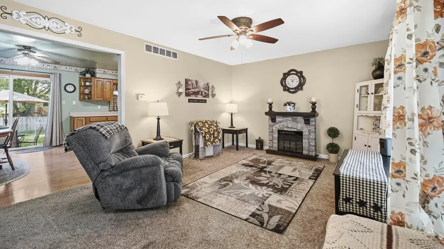 72 Maple Court, Hebron, IN 46341 - #3