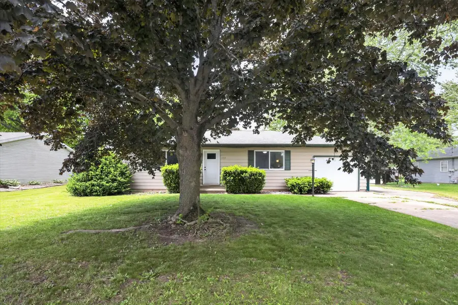 222 Greenwood Drive, La Porte, IN 46350 - #3