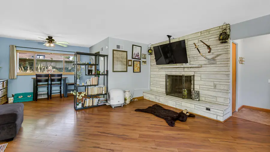 8306 Crestwood Avenue, Munster, IN 46321 - #3