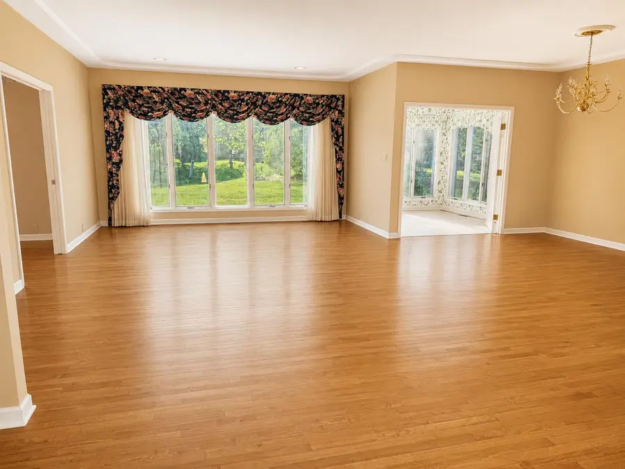 3519 Bob White Circle, Valparaiso, IN 46383 - #2