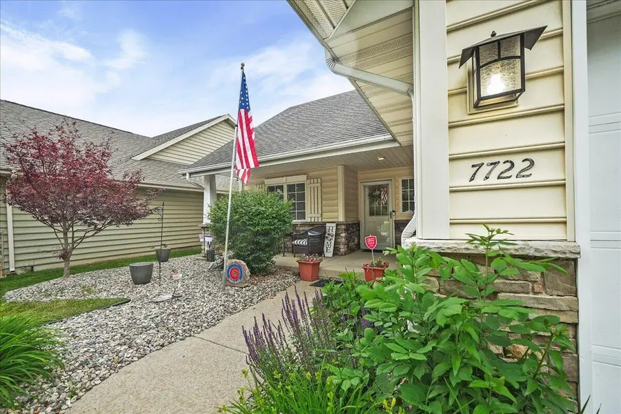 7722 Tanager Street, Hobart, IN 46342 - #2