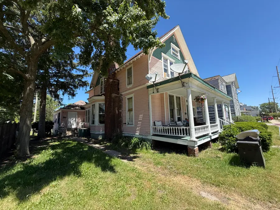 320 E 8th, Michigan City, IN 46360 - #2