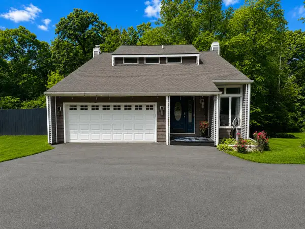 8674 Durbin Lane, Crown Point, IN 46307