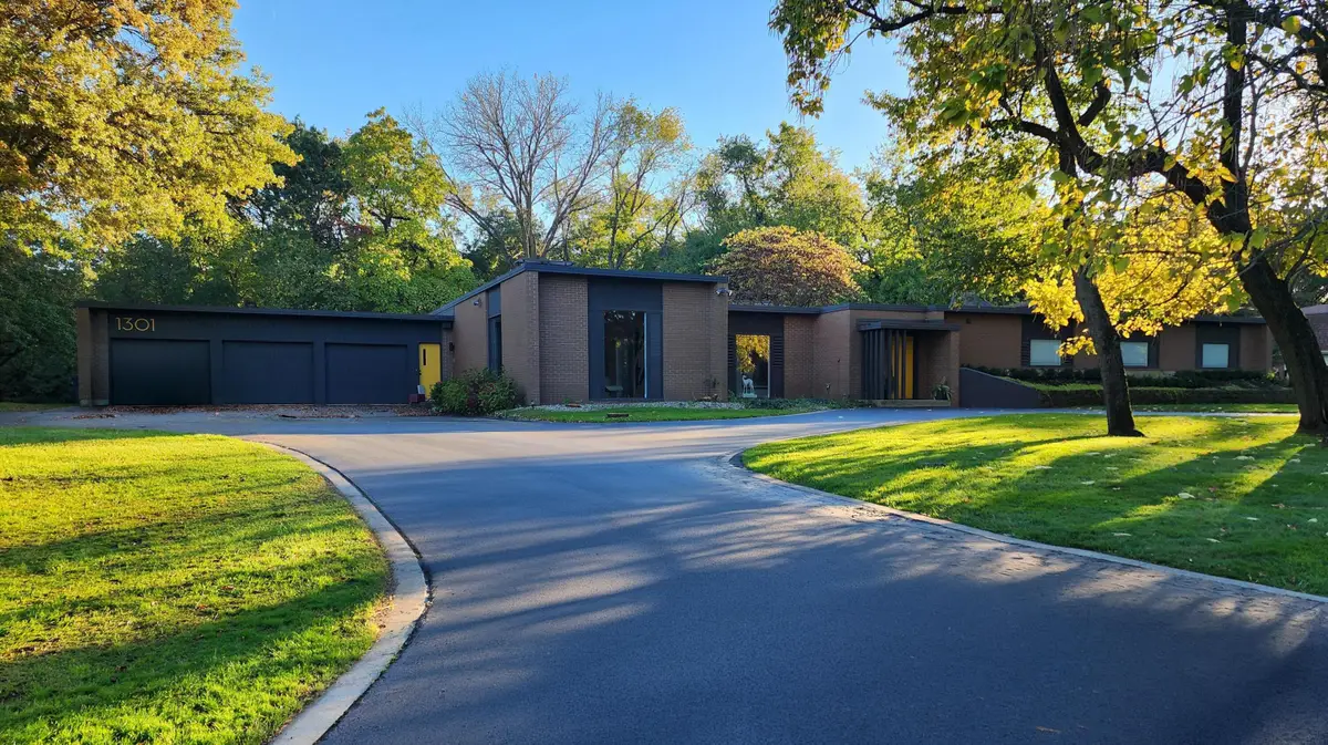 1301 Saint Andrews, Schererville, IN 46375 - #1
