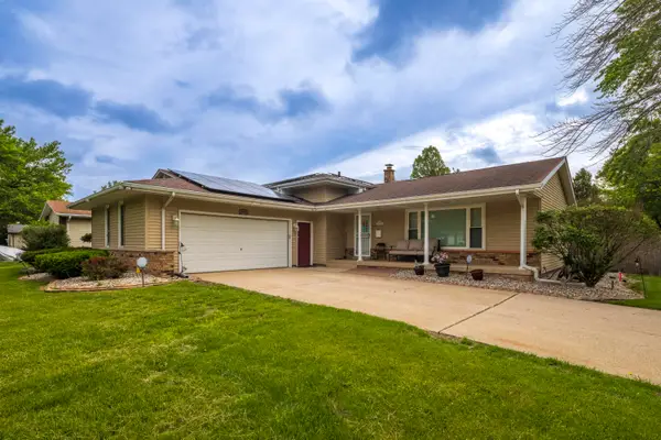 9619 Greenwood Avenue, Munster, IN 46321