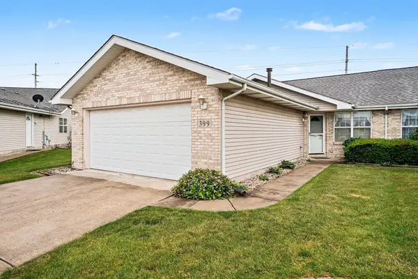 399 Golden Oak Court, Crown Point, IN 46307
