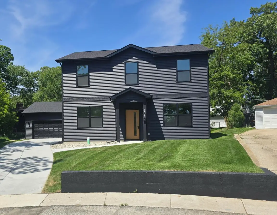 6401 Ash Avenue, Gary, IN 46403 - #1