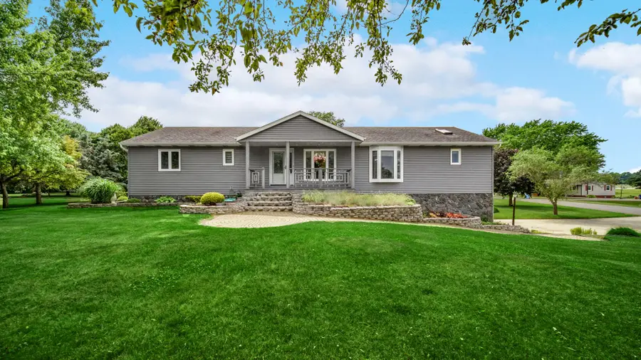 1044 S Ruth Avenue, La Porte, IN 46350 - #2