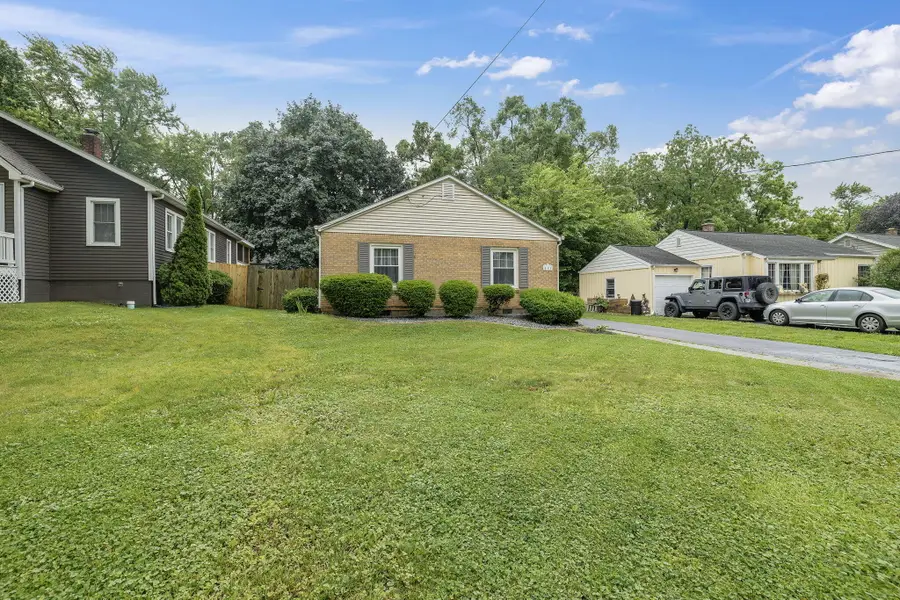 611 W North Street, Crown Point, IN 46307 - #3
