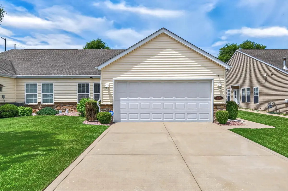 6888 Meadow View Lane, Merrillville, IN 46410 - #1