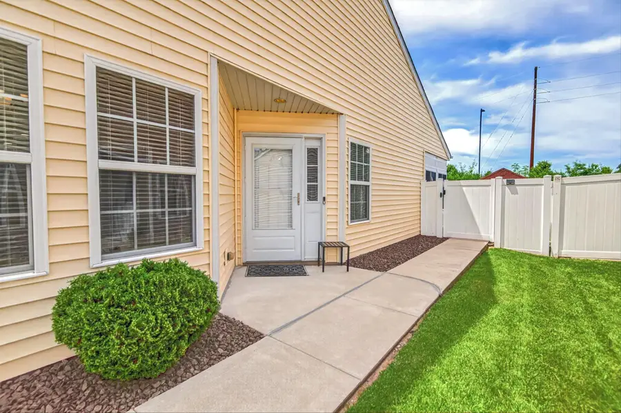 6888 Meadow View Lane, Merrillville, IN 46410 - #2