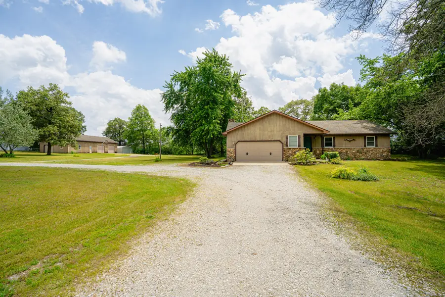 1809 W 900 N, Wheatfield, IN 46392 - #2