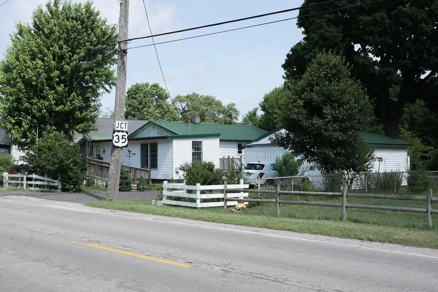 501 E Culver Road, Knox, IN 46534 - #3