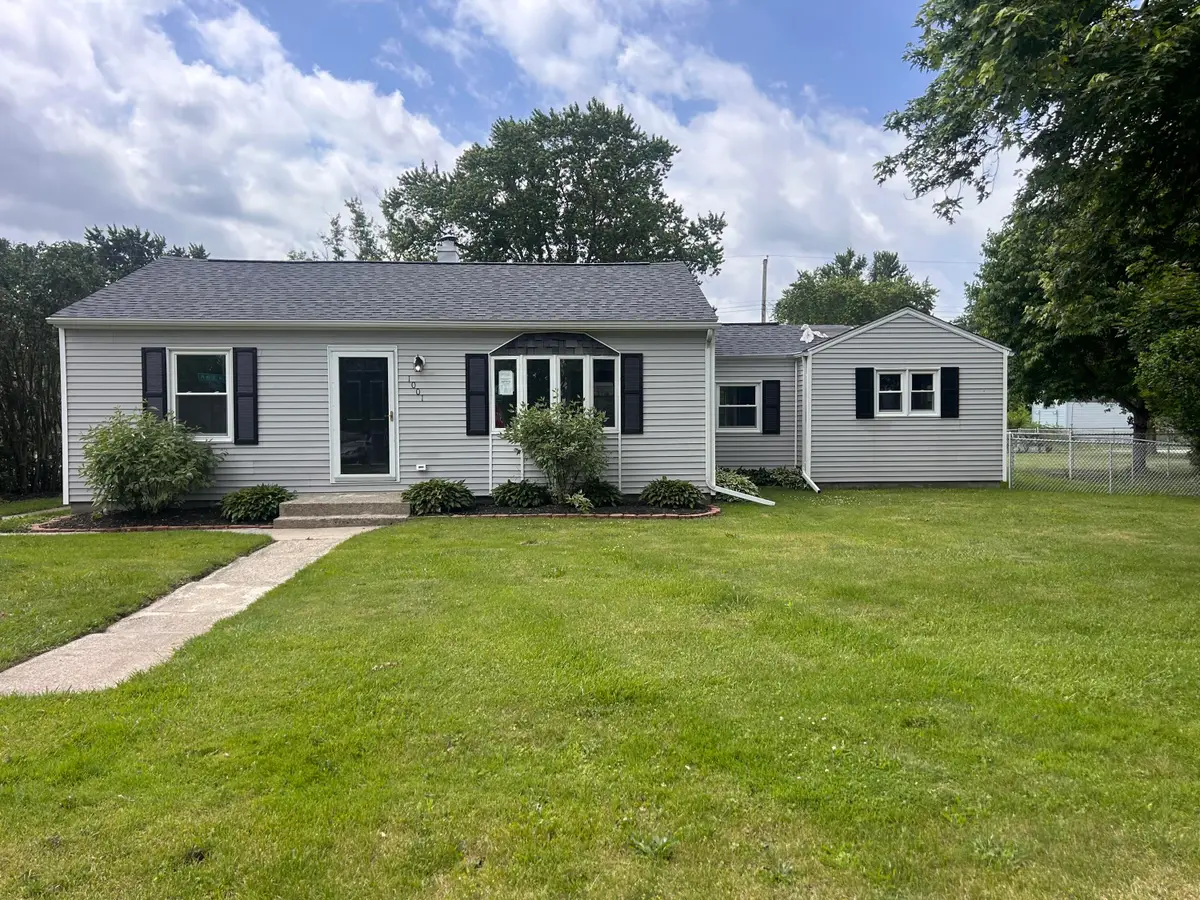 1001 W 38th Place, Hobart, IN 46342 - #1