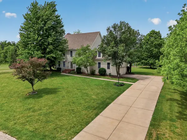 568 Shatz Drive N, Valparaiso, IN 46385