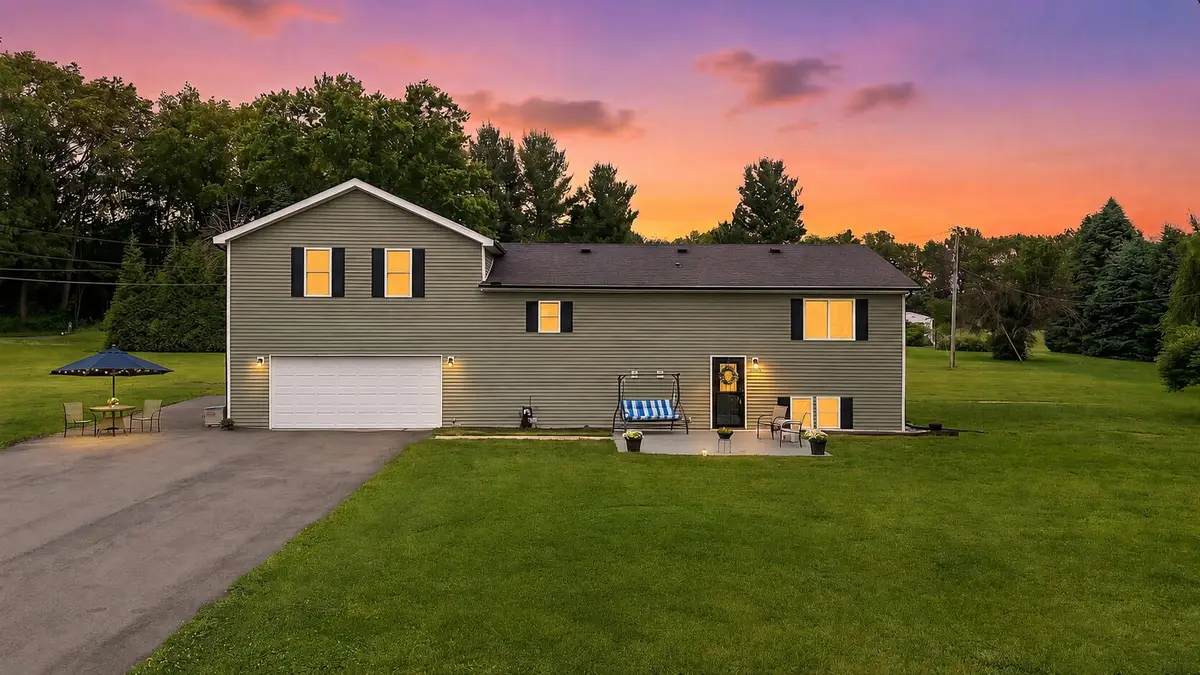 5653 S 425 W, La Porte, IN 46350 - #1