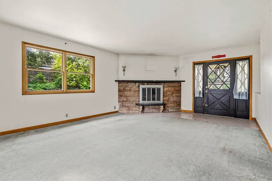 131 N Harvey Street, Griffith, IN 46319 - #2