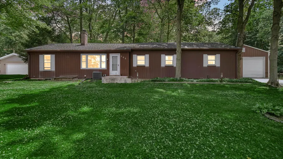 202 Sturdy Road, Valparaiso, IN 46383 - #3