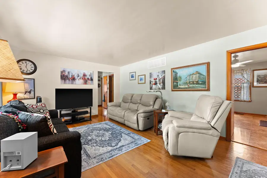 546 N Wheeler Street, Griffith, IN 46319 - #3