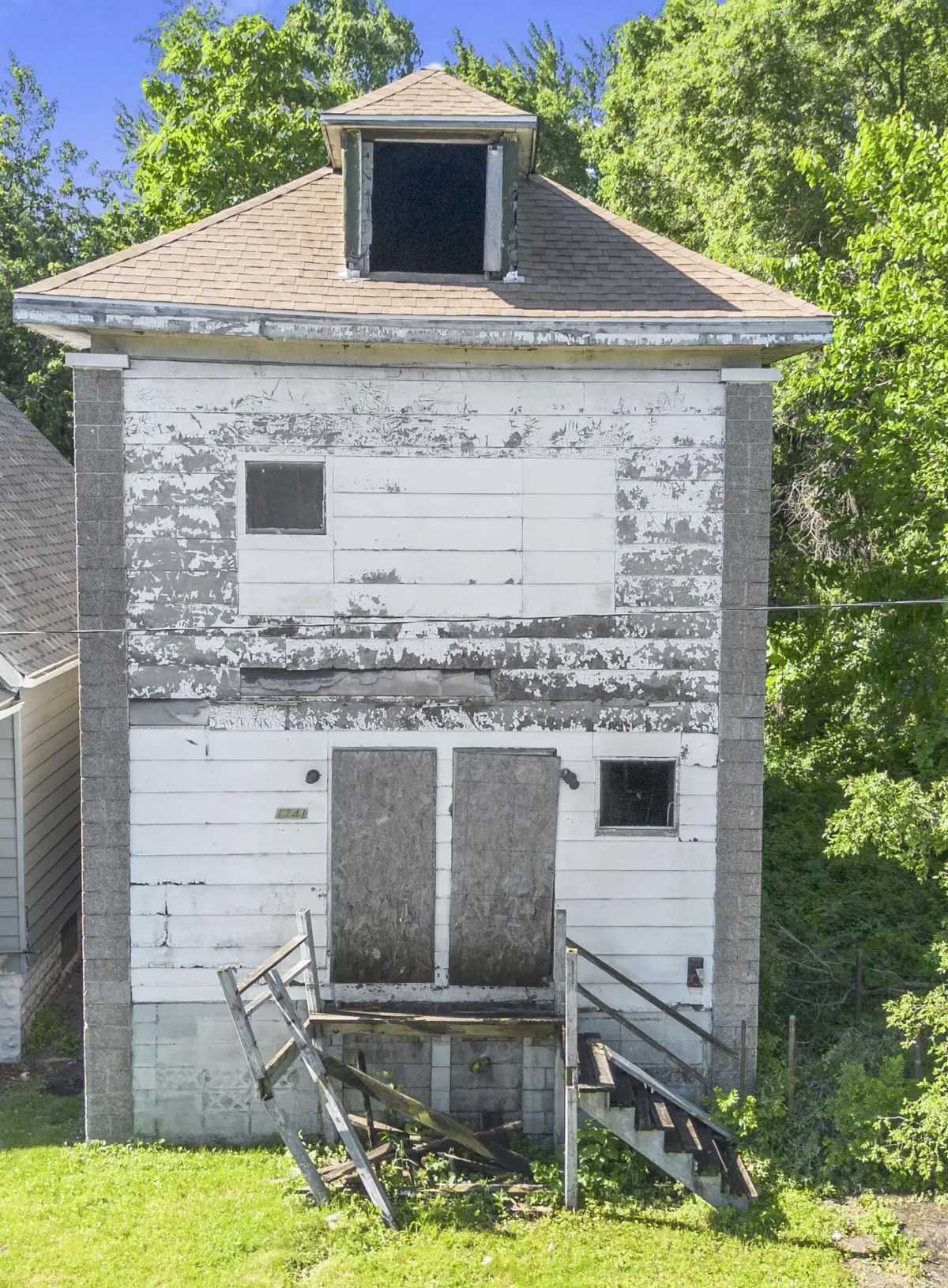 1241 W 17th Avenue, Gary, IN 46407 - #1