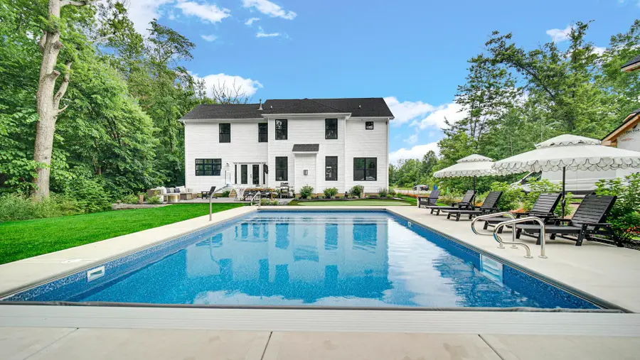 18 Blue Grass Way, Chesterton, IN 46304 - #2