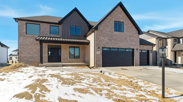 9657 Dunegrass Way, St. John, IN 46373