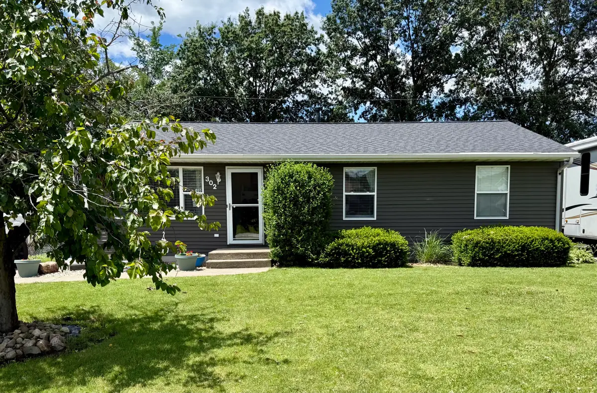 302 S Harrison Street, Hebron, IN 46341 - #1