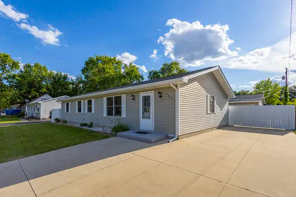 722 Capitol Road, Valparaiso, IN 46385