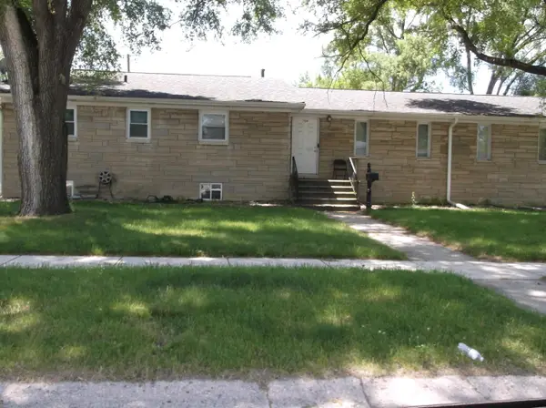 704 N Oakwood Drive, Griffith, IN 46319