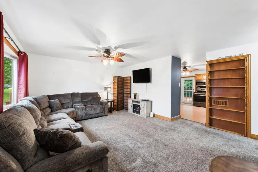 371 W 550 N, Valparaiso, IN 46385 - #3