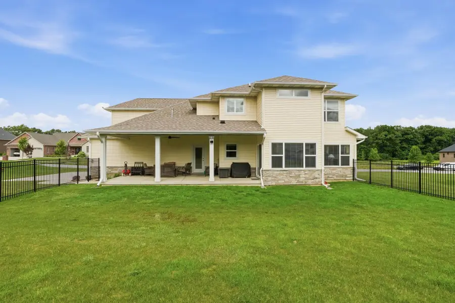 8605 Manor House Drive, Saint John, IN 46373 - #2